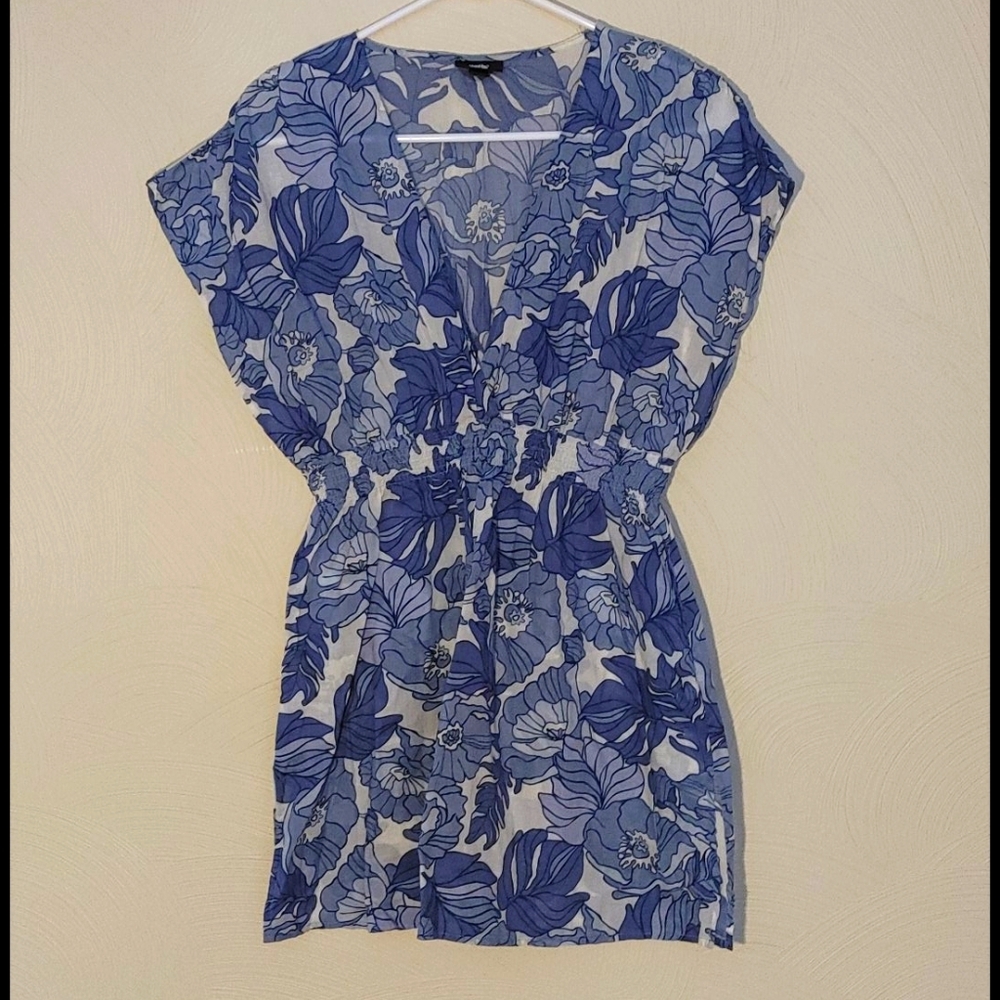 Blue/White Floral Top